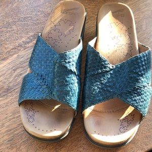 Dansko teal shoes Size 41